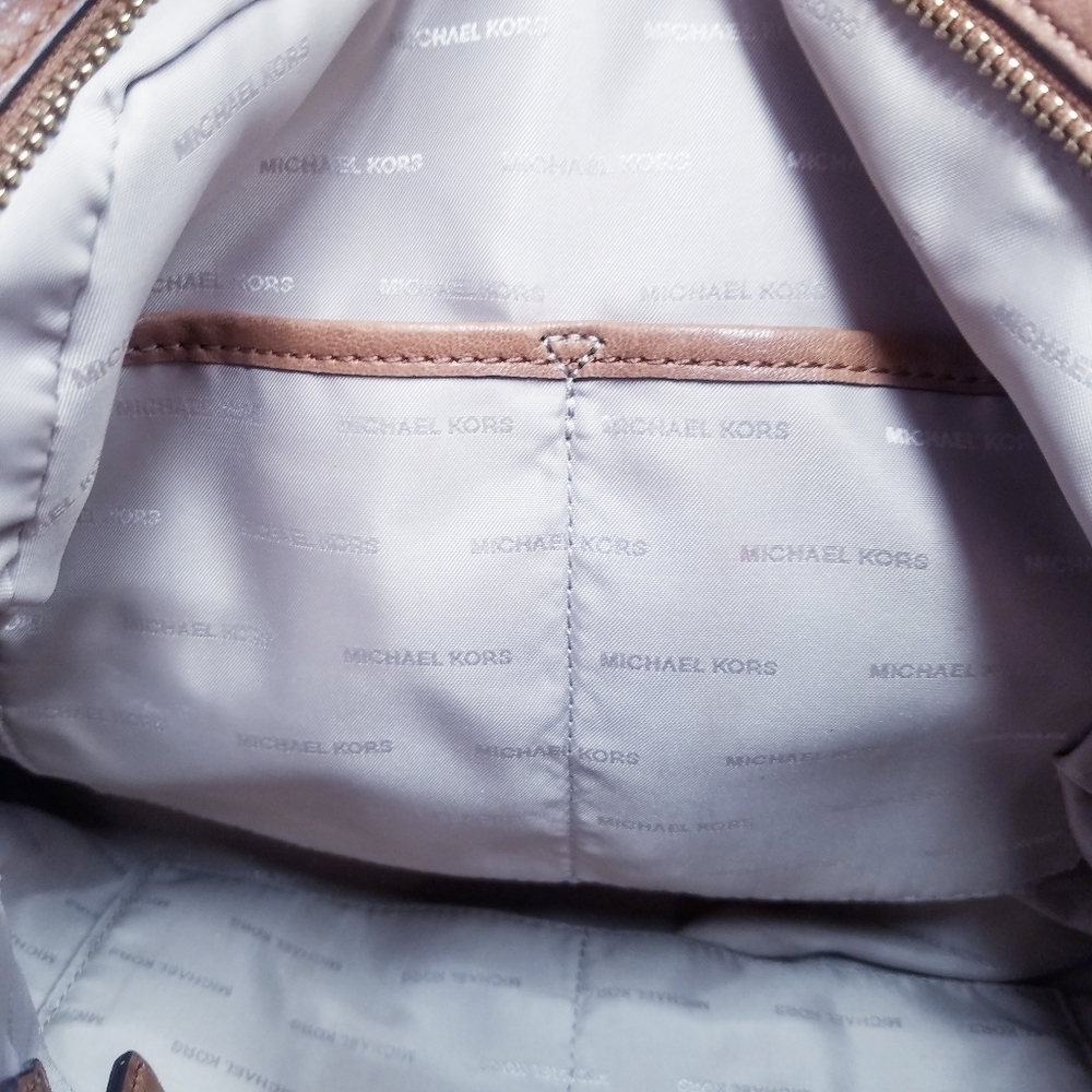 🌸 Michael Kors | Tan Leather Studded Medium Size Satchel Bag - Picture 10 of 15
